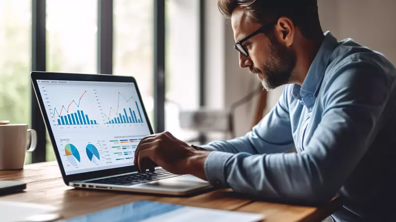 man on computer looking at personalized insurance policies